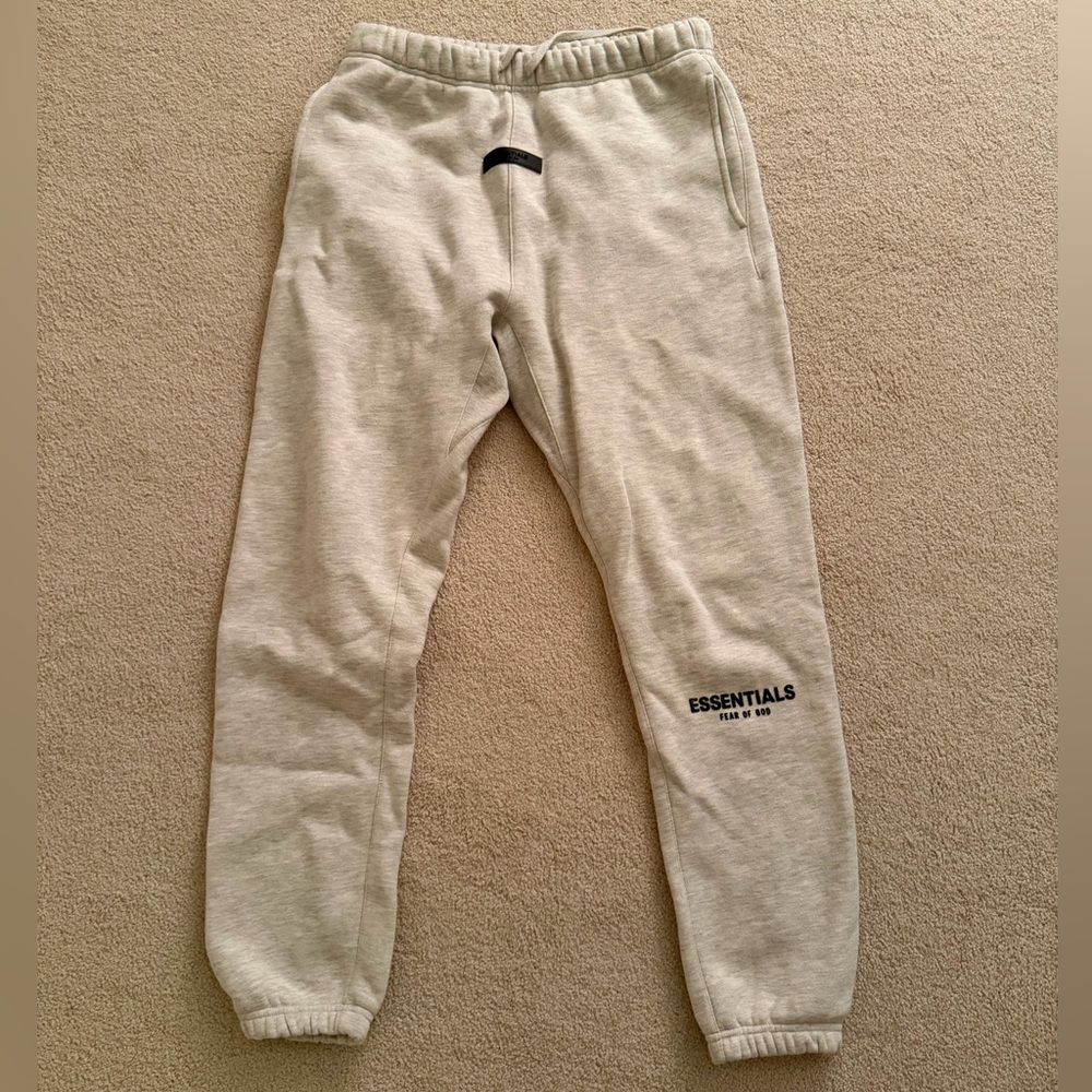 Fear of God Essentials Core Sweatpants (SS20) Light Heather, Oatmeal - Size S.